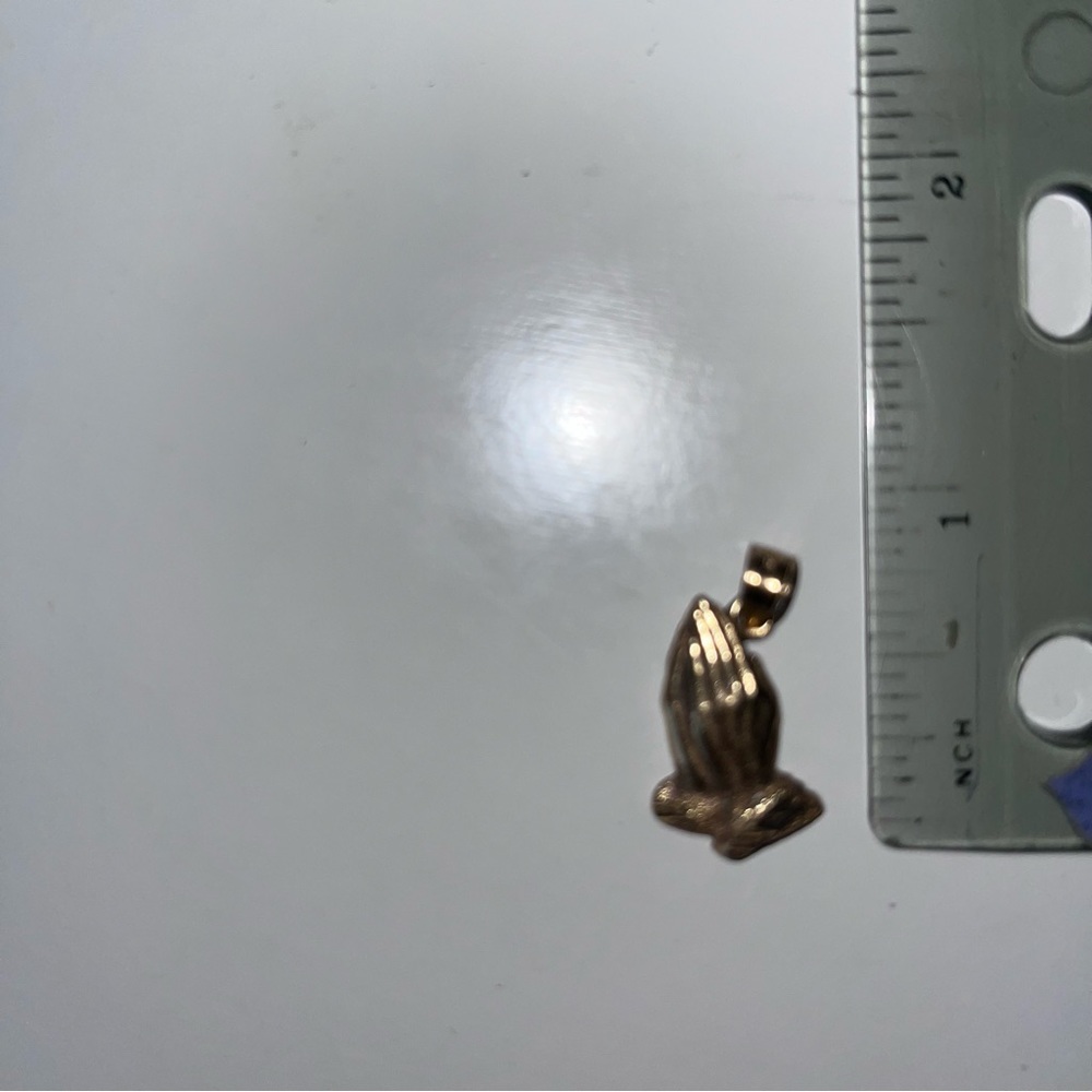 Praying Hands Gold Pendant View 2